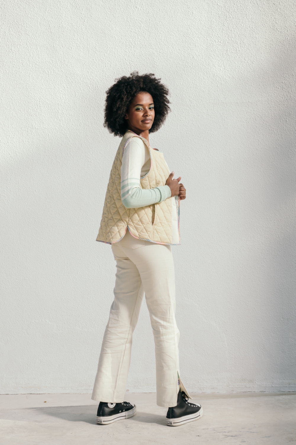 NICOLE VEST 2